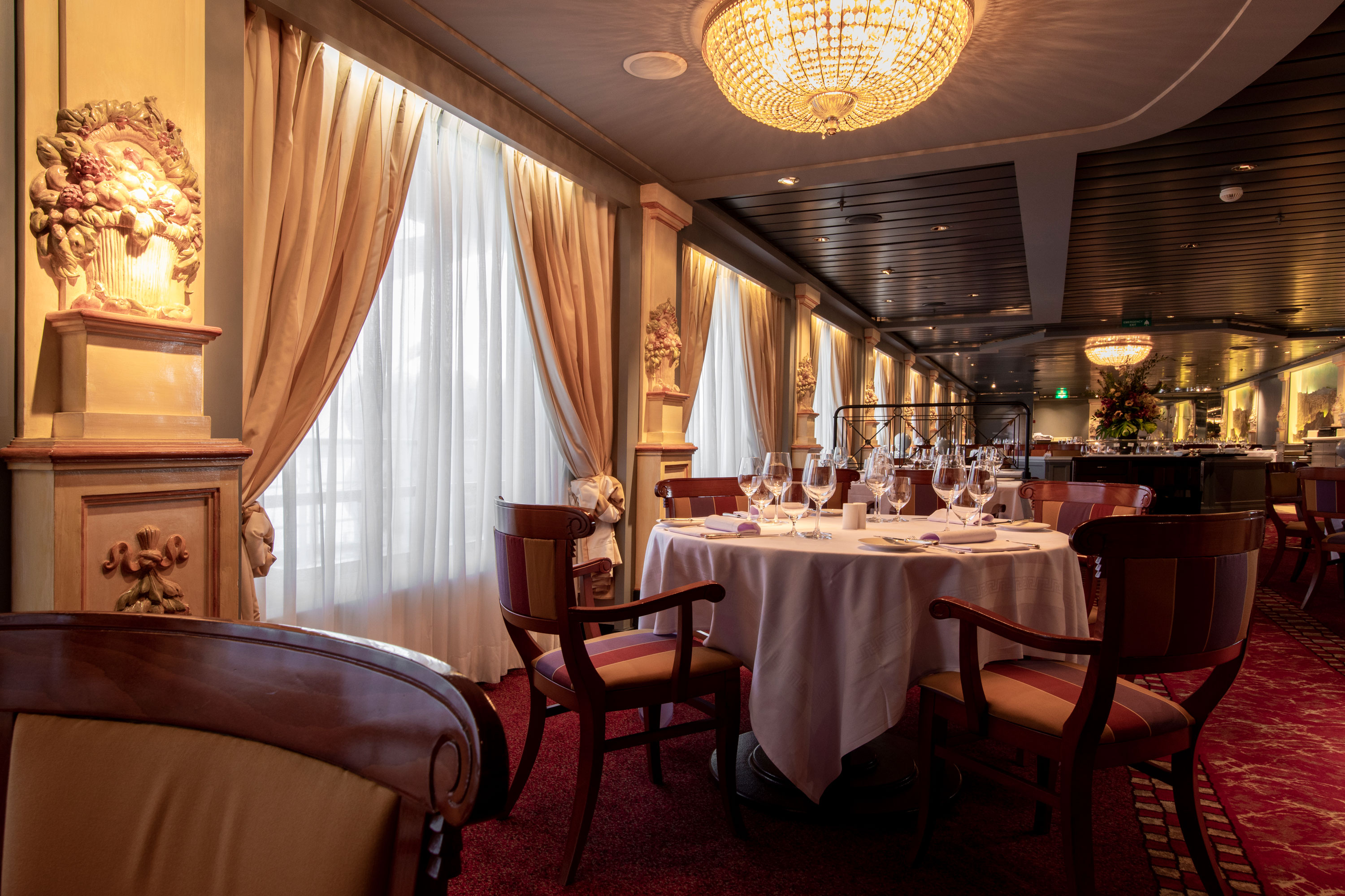 Crystal Cruises - Crystal Serenity - Prego.jpg